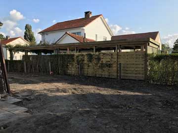 In de voortuin komt een heuse 'klaphoek'